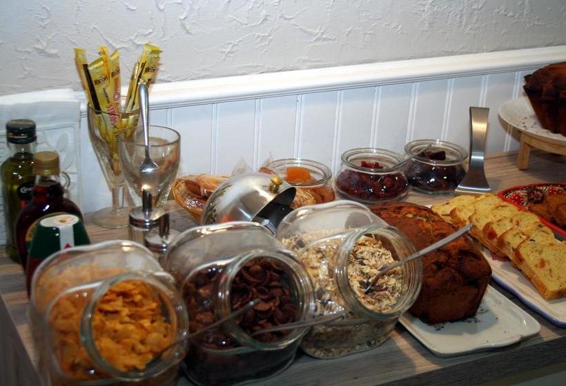 בית מלון כפרי Hôtel Les Castets D'ayré