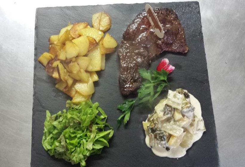 Отель Hôtel Restaurant Le Périgord