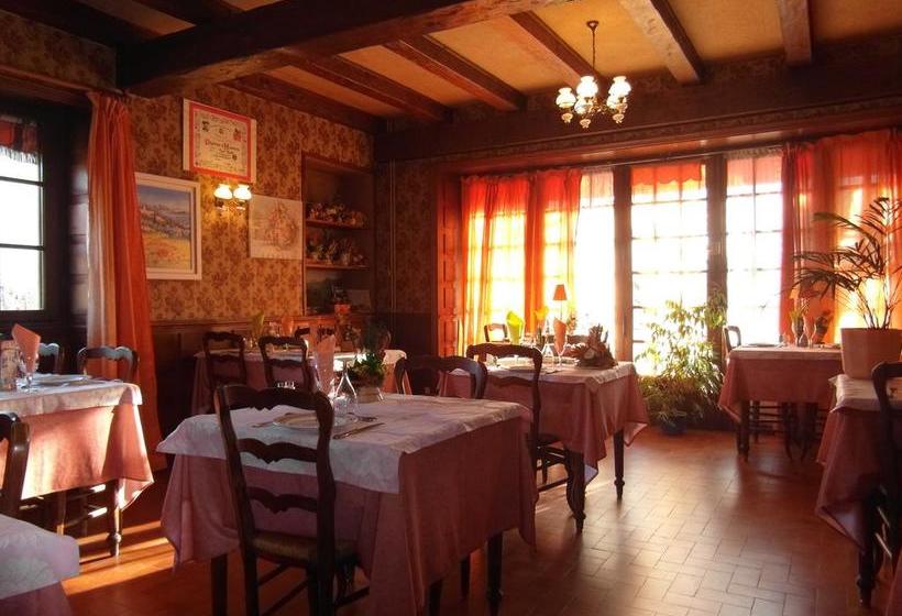 Отель Hôtel Restaurant Le Périgord