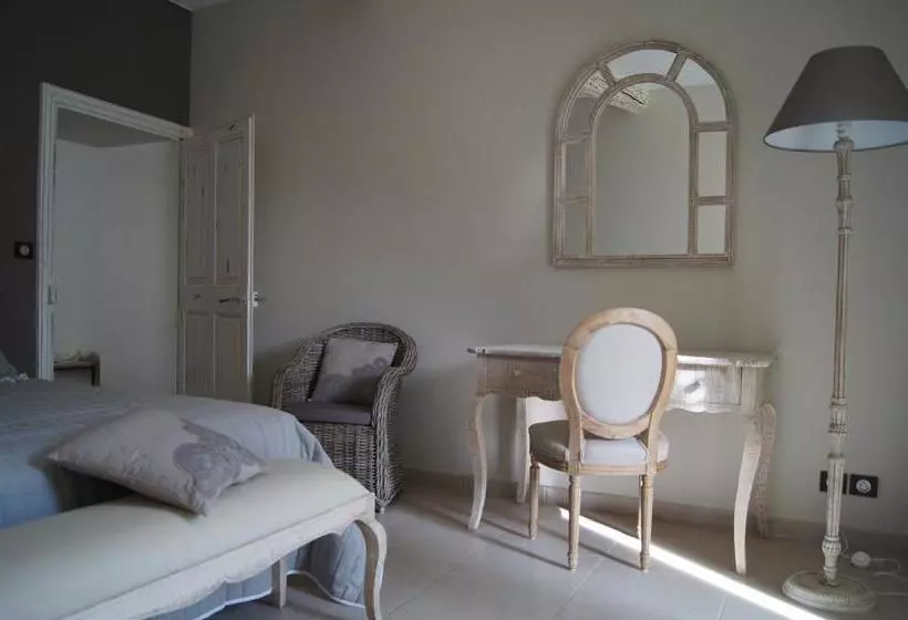 Hotelli La Belle Vie