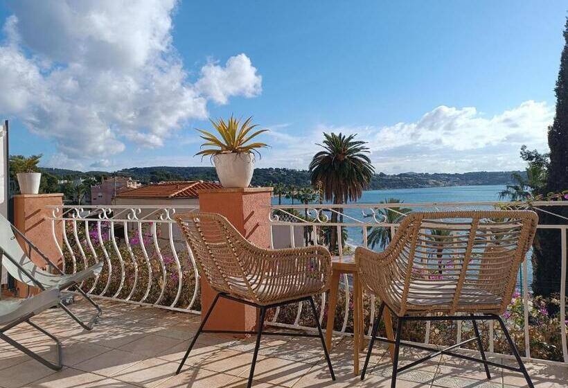 Отель Les Galets Hôtel Et B&b