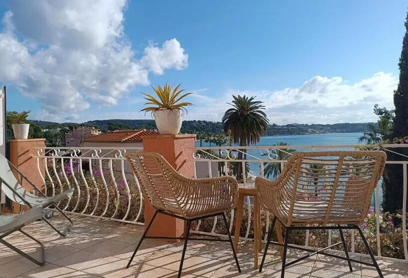 Hotelli Les Galets Hôtel Et B&b