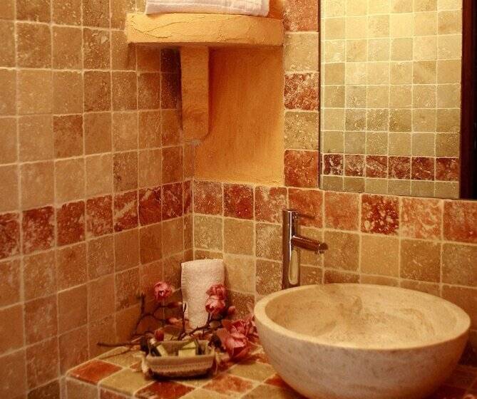 فندق Osteria A Stalla Sischese & Spa