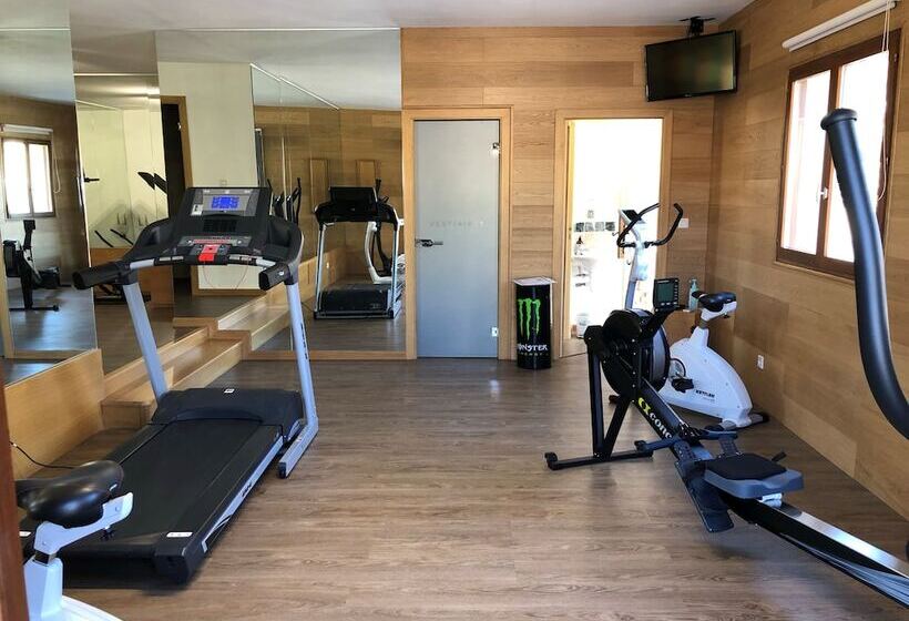 فندق Osteria A Stalla Sischese & Spa