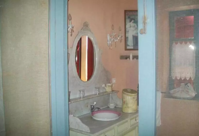 ベッドアンドブレックファースト Chambre D Hôtes La Margotte