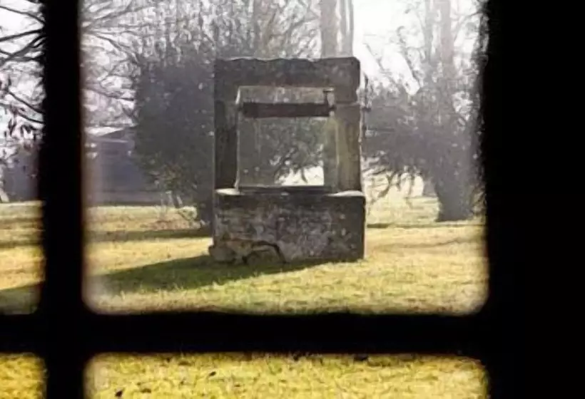 ベッドアンドブレックファースト La Bribaudonnière
