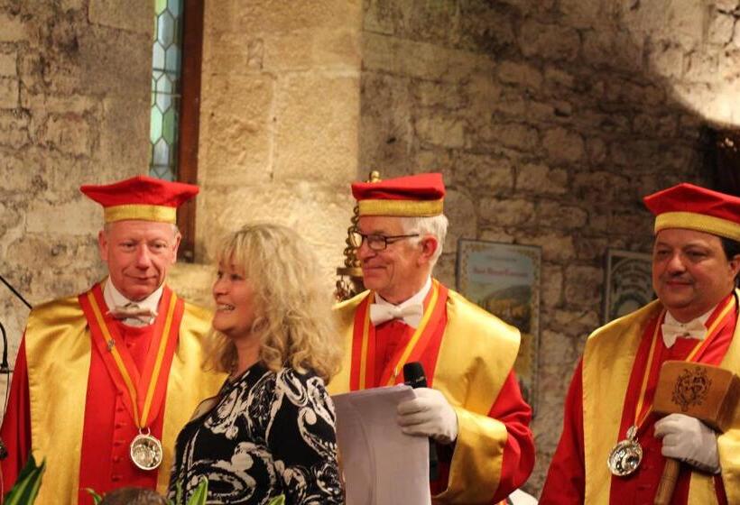 مبيت وإفطار Le Clos De La Challangette