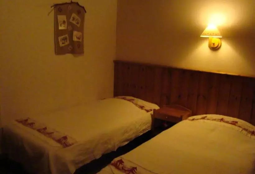 هتل Auberge Saint Antoine