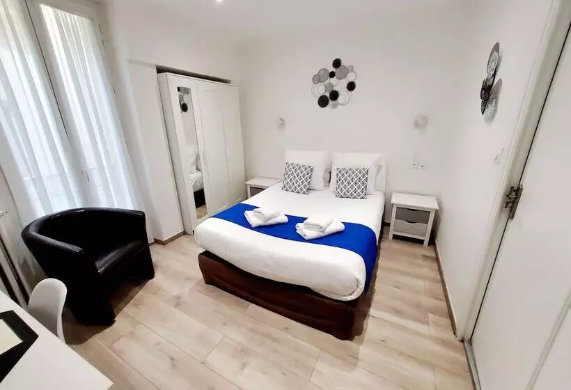 هتل Logis Hôtel Belle Etoile Vichy