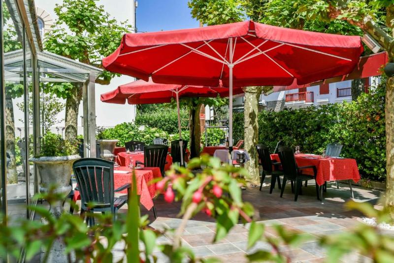 Logis Hotel & Restaurant Bergeret Sport