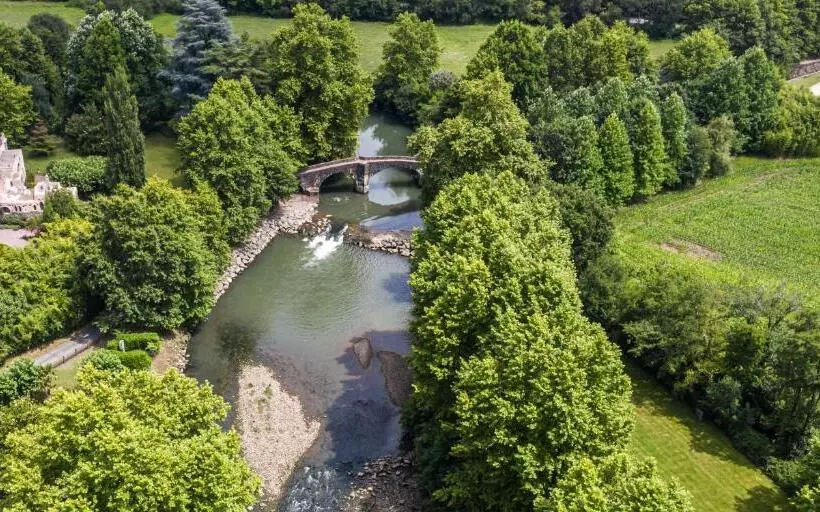 ホテル Du Pont