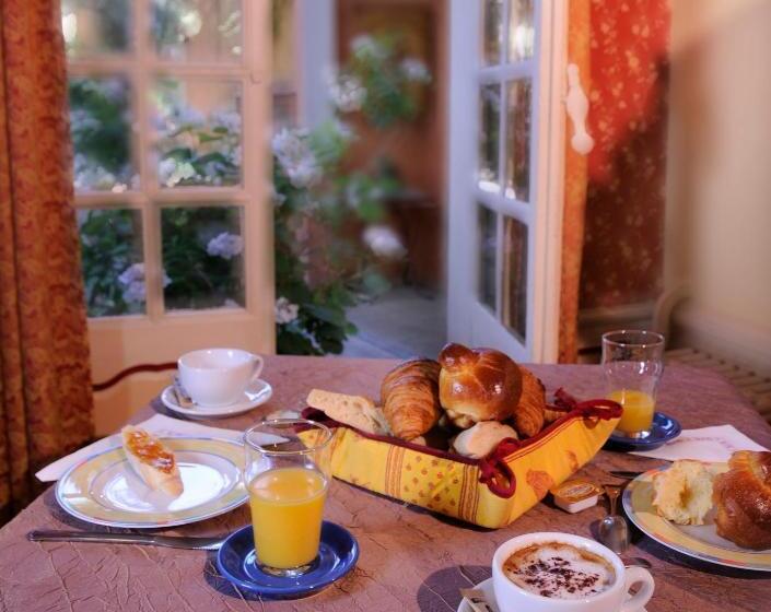 هتل Hôtel Du Fiacre