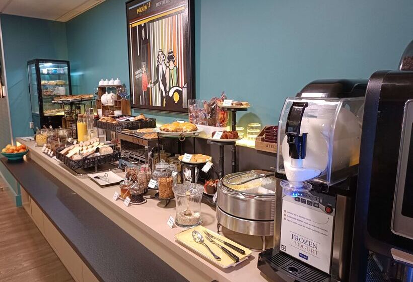 ホテル Hôtel Kyriad Brive Ouest