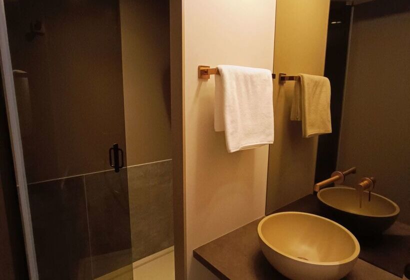 ホテル Hôtel Kyriad Brive Ouest