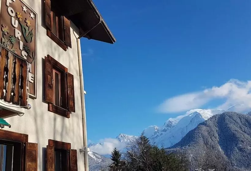 Hotelli Hôtel Le Tourisme