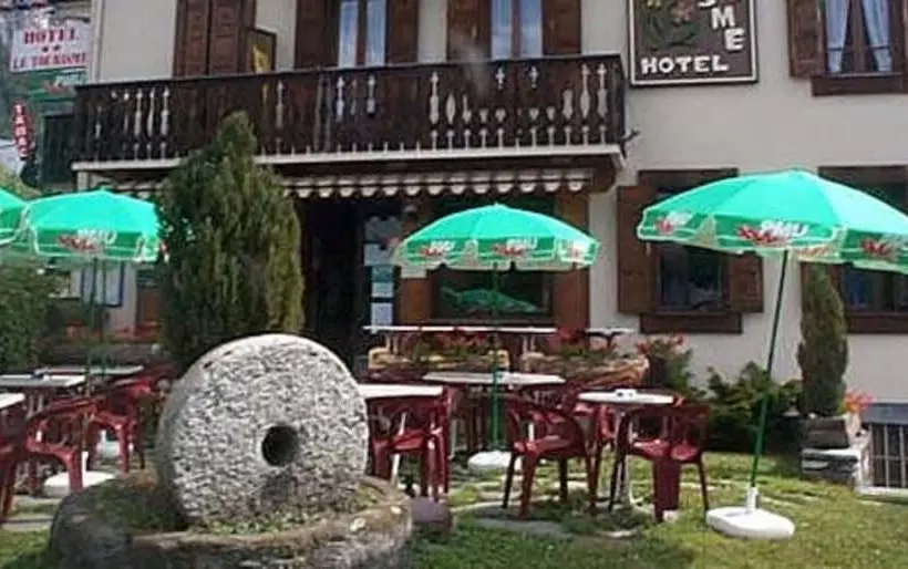 Hotelli Hôtel Le Tourisme