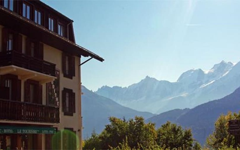 호텔 Hôtel Le Tourisme