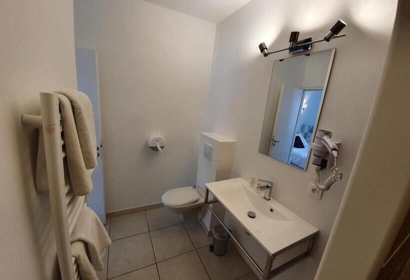 ホテル Hôtel Les 3 Terrasses