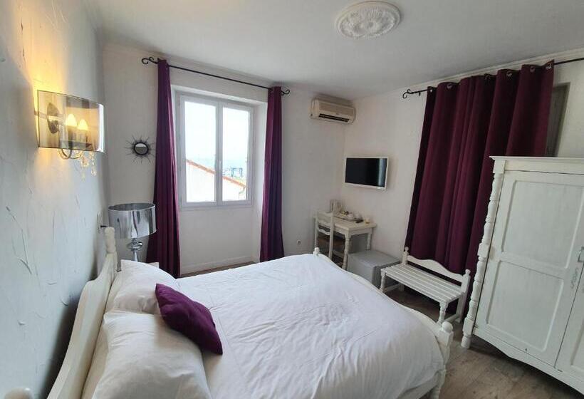 ホテル Hôtel Les 3 Terrasses