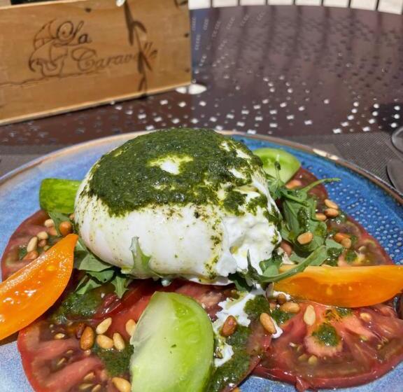 ホテル Hôtel Restaurant La Caravelle