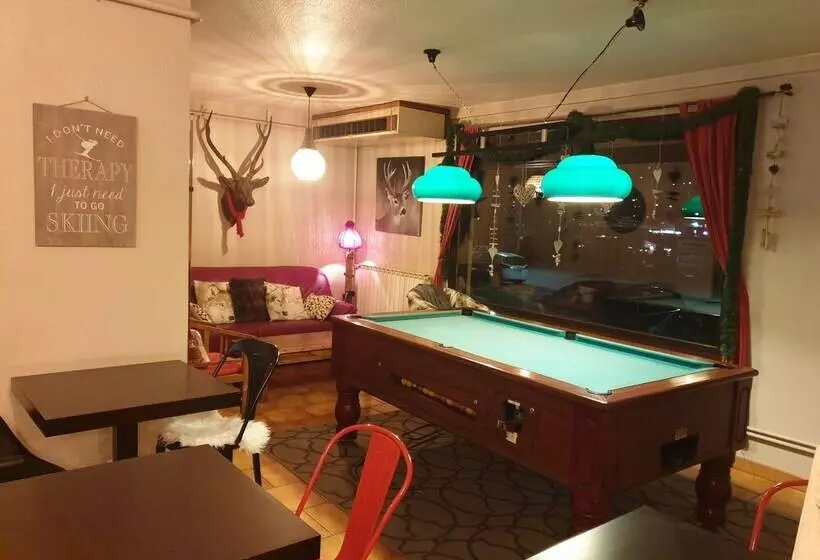 Hotelli Hôtel Yaka