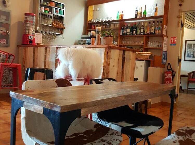 בית מלון כפרי Hôtel Yaka