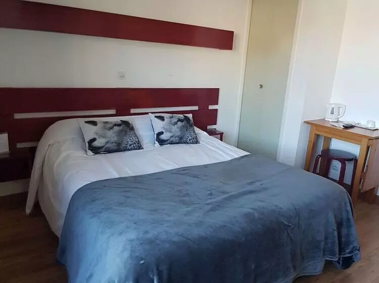 Hotelli Hôtel Yaka