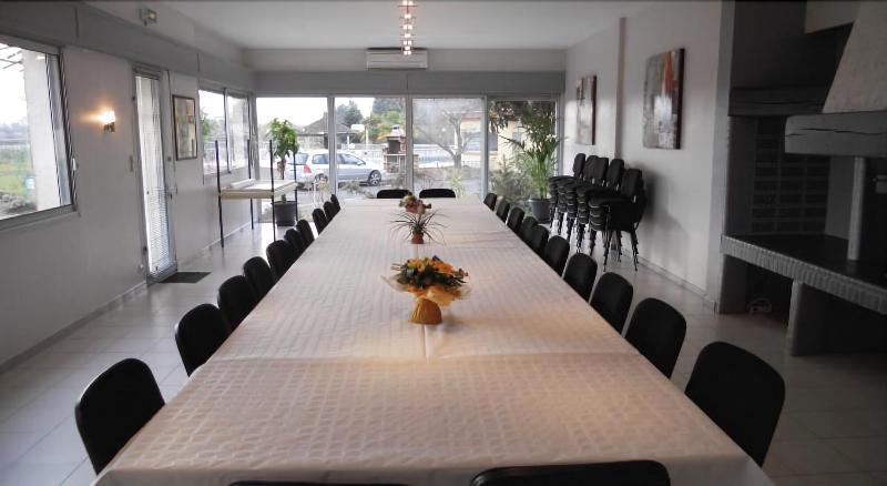 בית מלון כפרי Hôtel La Rocade