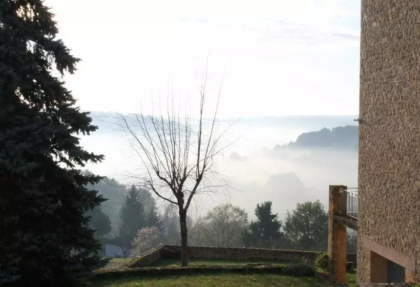 Hotelli Le Home