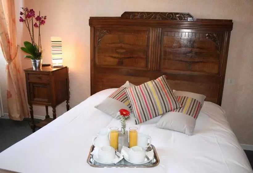 Hotelli Le Home