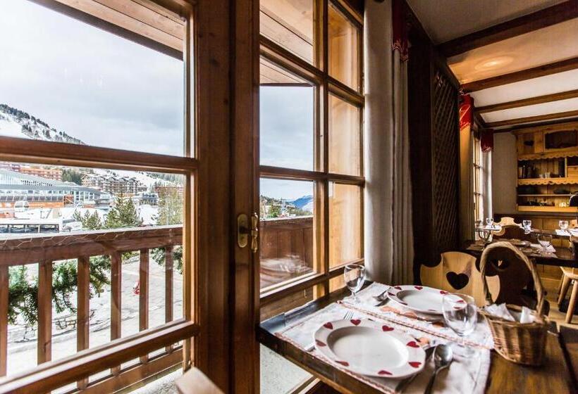 בית מלון כפרי Les Monts Charvin