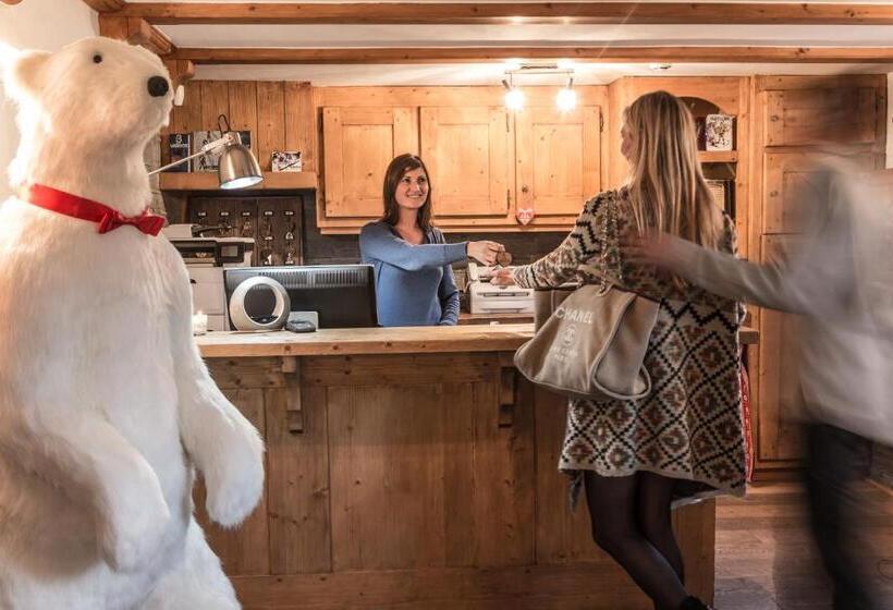 בית מלון כפרי Les Monts Charvin