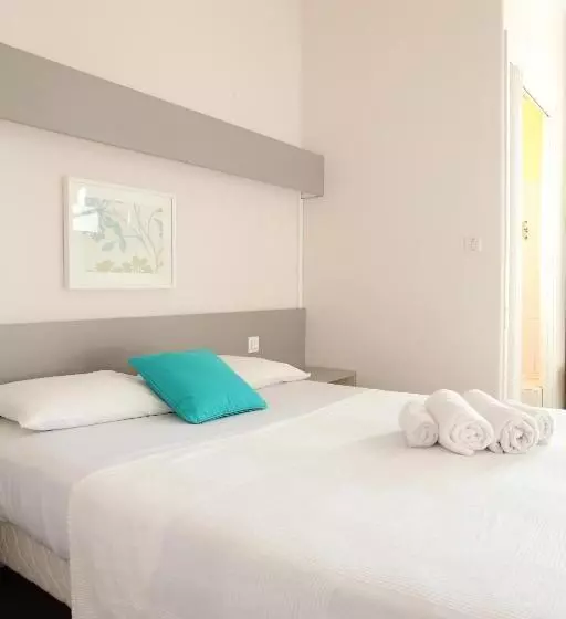 هتل Little Lodge Hôtel