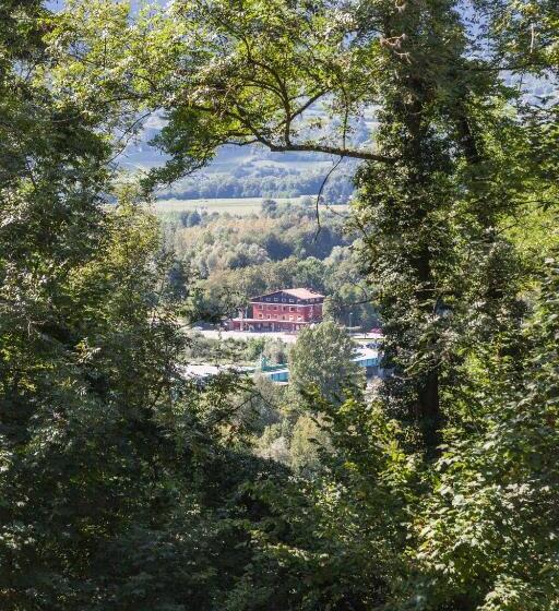 Отель Maison De Savoie