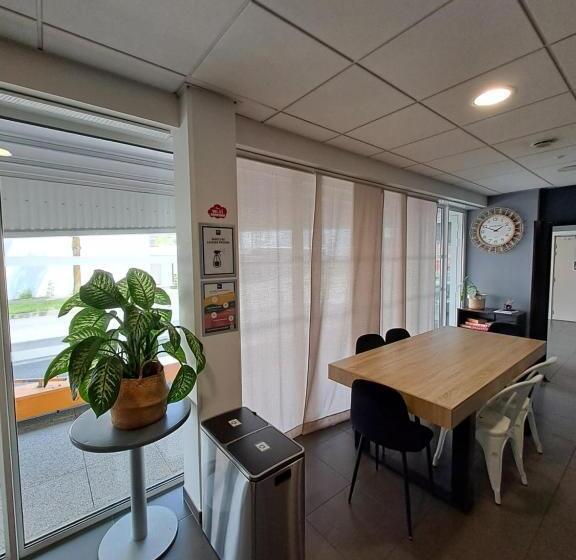 Hotel Résidence Uxco H2o