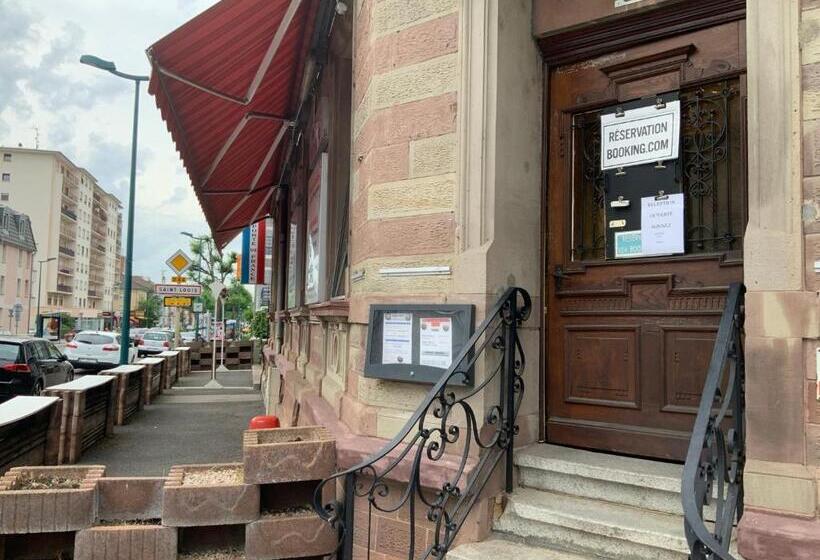 בית מלון כפרי Studio/hôtel Porte De France