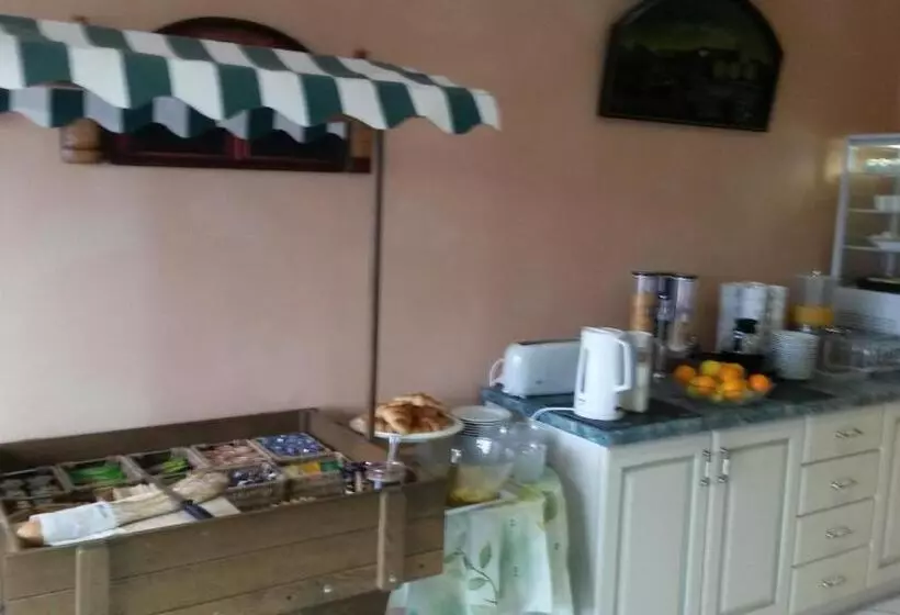 Hotelli Tour Hôtel