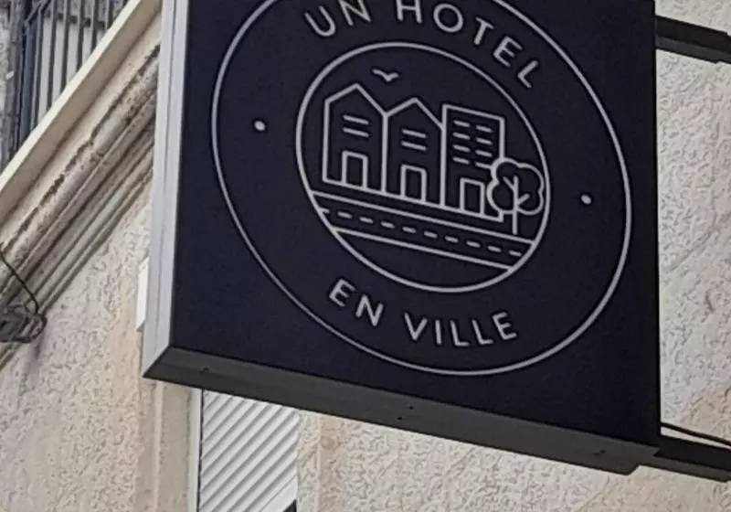 Hotelli Un Hôtel En Ville