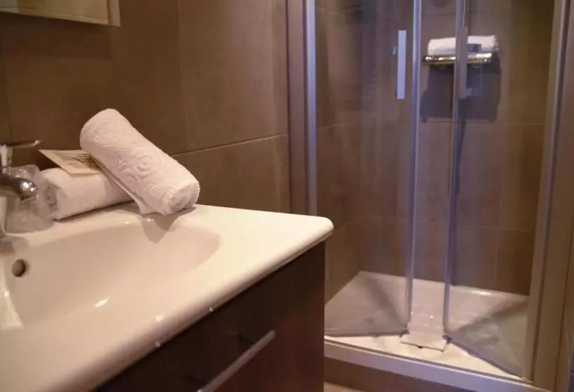 هتل Villa Les Bains