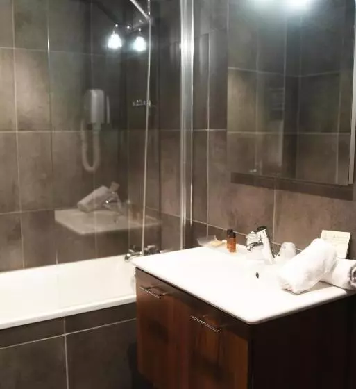 هتل Villa Les Bains