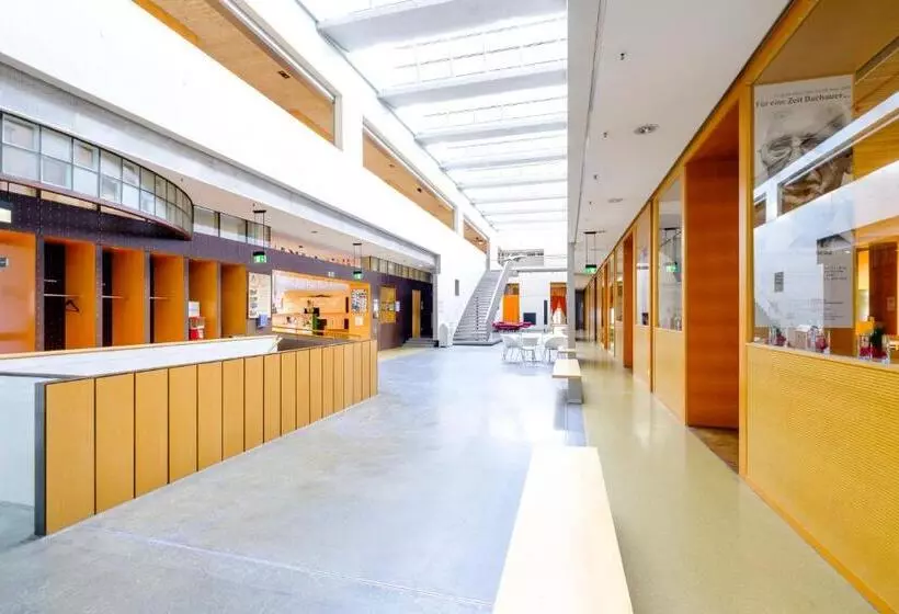 ユースホステル Internationales Jugendgästehaus Dachau