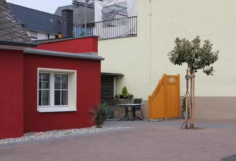 Hotelli Altes Schulhaus