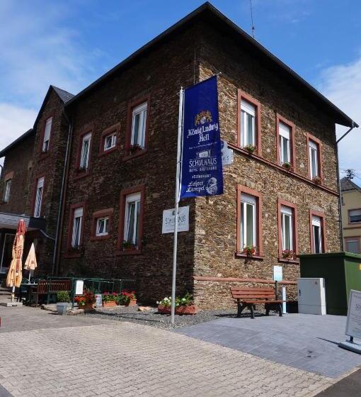 Отель Altes Schulhaus