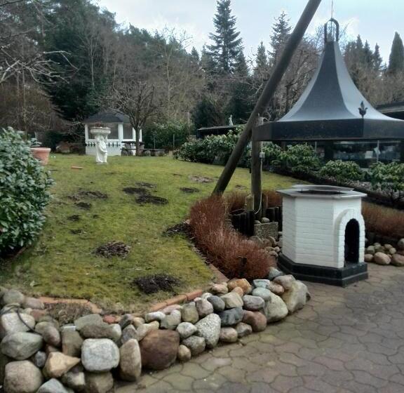 בית מלון כפרי Altes Zollhaus Am Klinikum