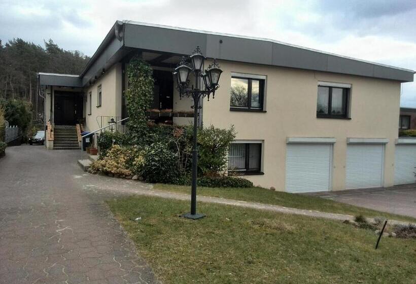 בית מלון כפרי Altes Zollhaus Am Klinikum