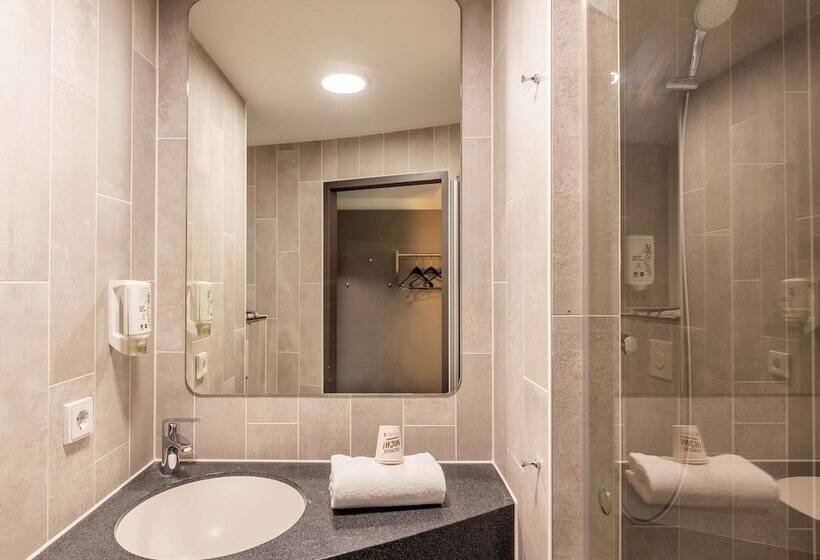 B&b Hotel Düsseldorf Airport