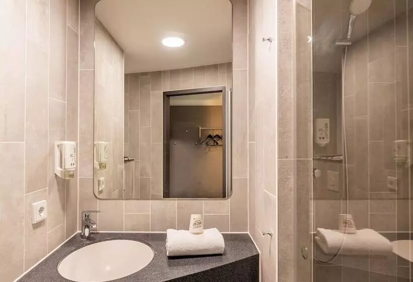 B&b Hotel Düsseldorf Airport