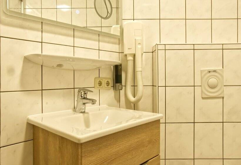 Garnihotel Zur Linde   Bayerischer Wald   Aktivcard Mit 130 Kostenfreien Leistungen   Kostenloser Pa