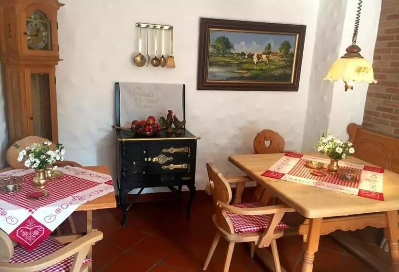 Hotelli Gastgeb