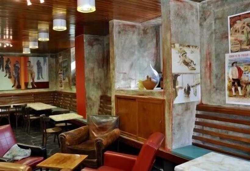 Отель Hôtel Des Eaux Bonnes